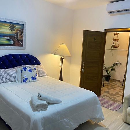 Only Room By Merengue House, 8 Minutos Airport Monte Adentro  Kültér fotó